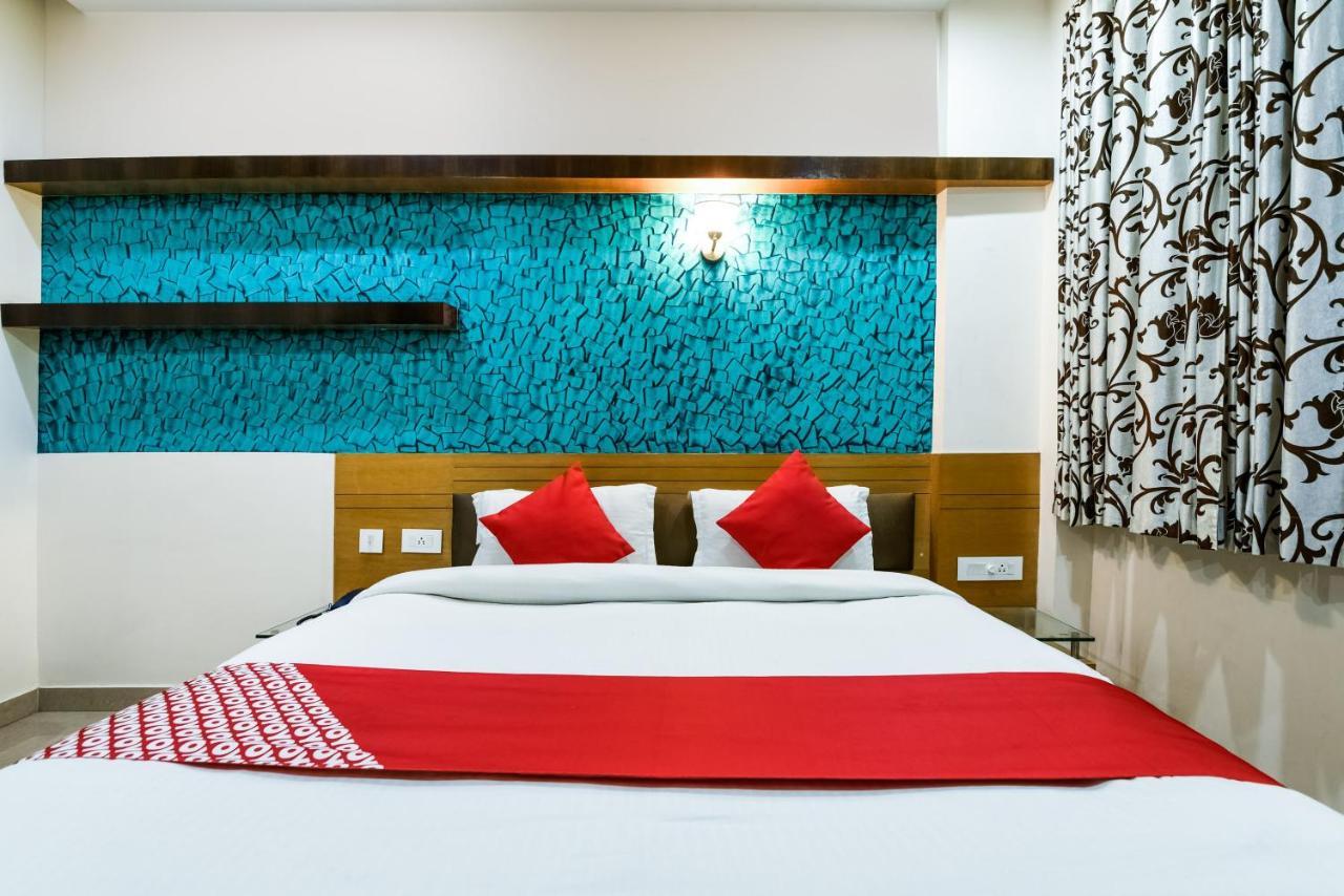 Oyo 30414 Hotel Us Residency Aurangabad  Dış mekan fotoğraf