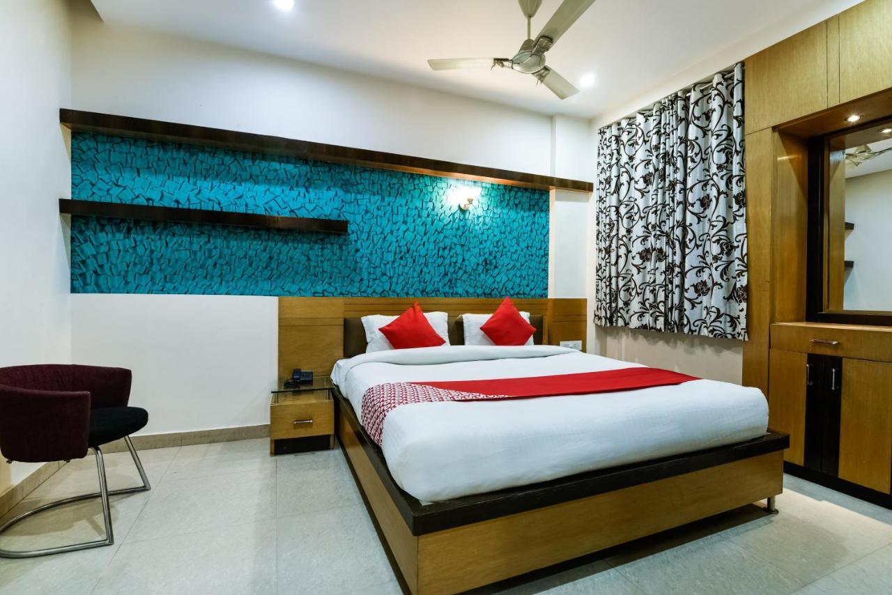 Oyo 30414 Hotel Us Residency Aurangabad  Dış mekan fotoğraf