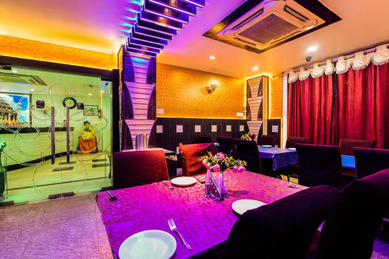 Oyo 30414 Hotel Us Residency Aurangabad  Dış mekan fotoğraf