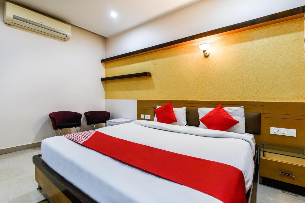 Oyo 30414 Hotel Us Residency Aurangabad  Dış mekan fotoğraf